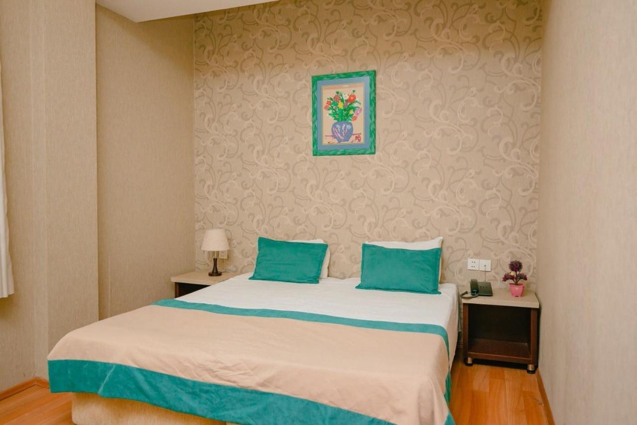 The Center Hotel Baku Bagian luar foto