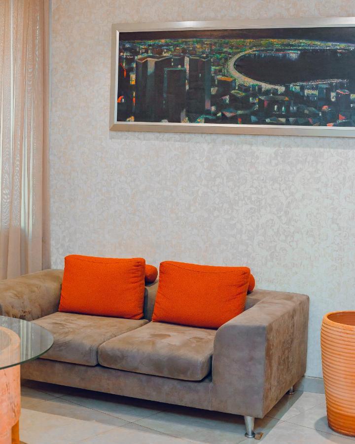 The Center Hotel Baku Bagian luar foto
