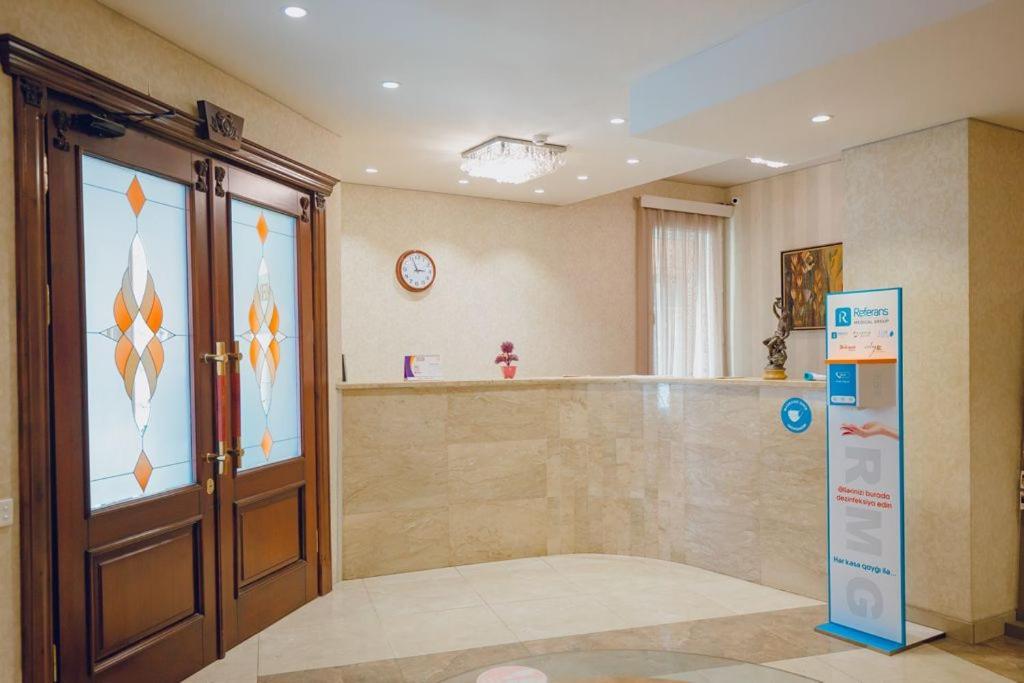The Center Hotel Baku Bagian luar foto