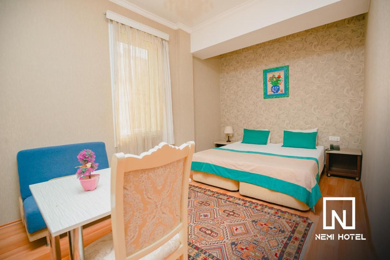The Center Hotel Baku Bagian luar foto